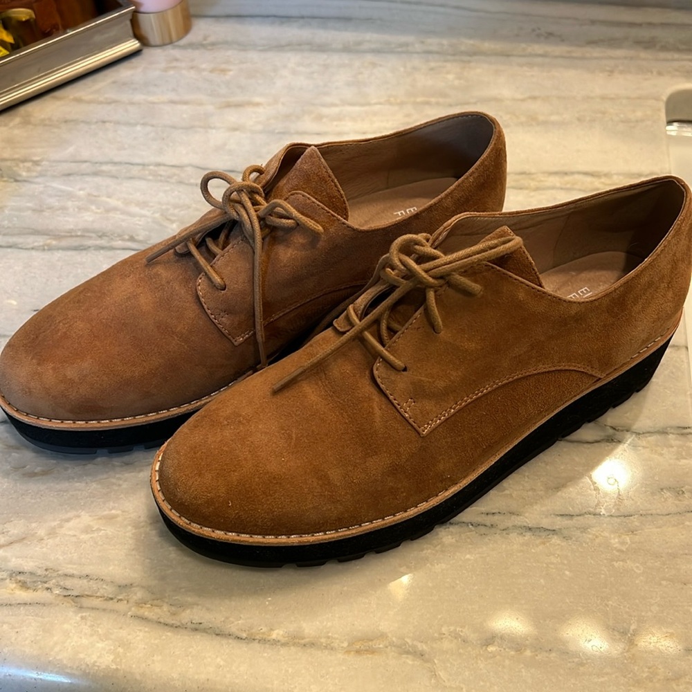Eileen Fisher suede loafer size 8